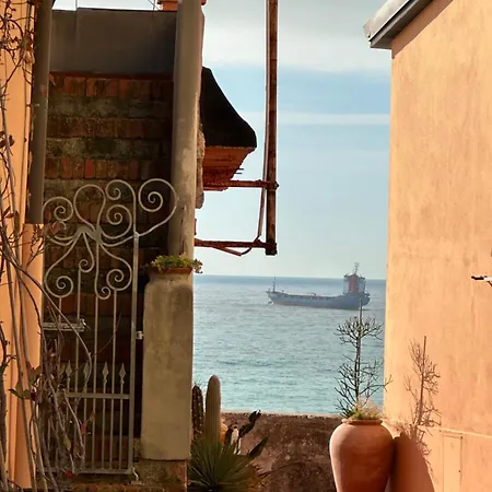 Ancient Tellaro - Free Parking *